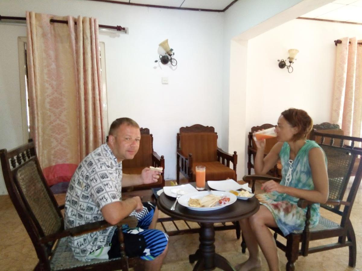 Suriya Homestay Мірісса Екстер'єр фото