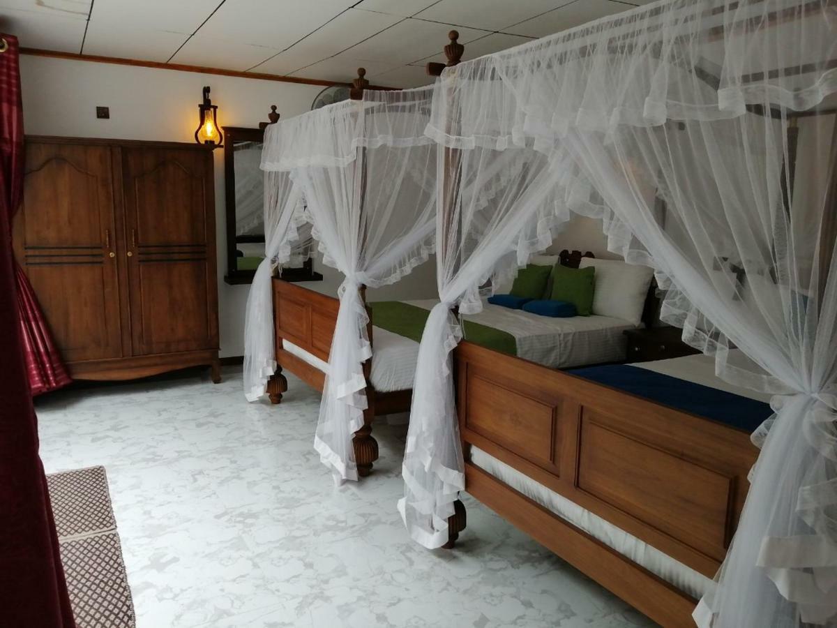 Suriya Homestay Мірісса Екстер'єр фото